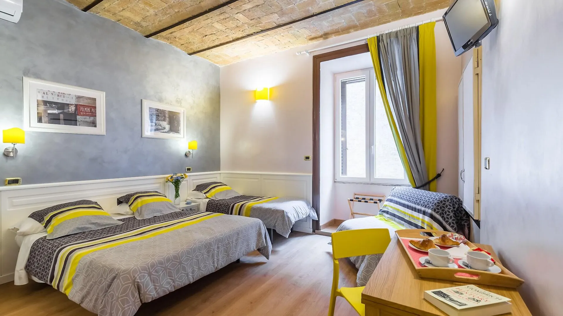 Domus Avi - Guest House Рим 3*,