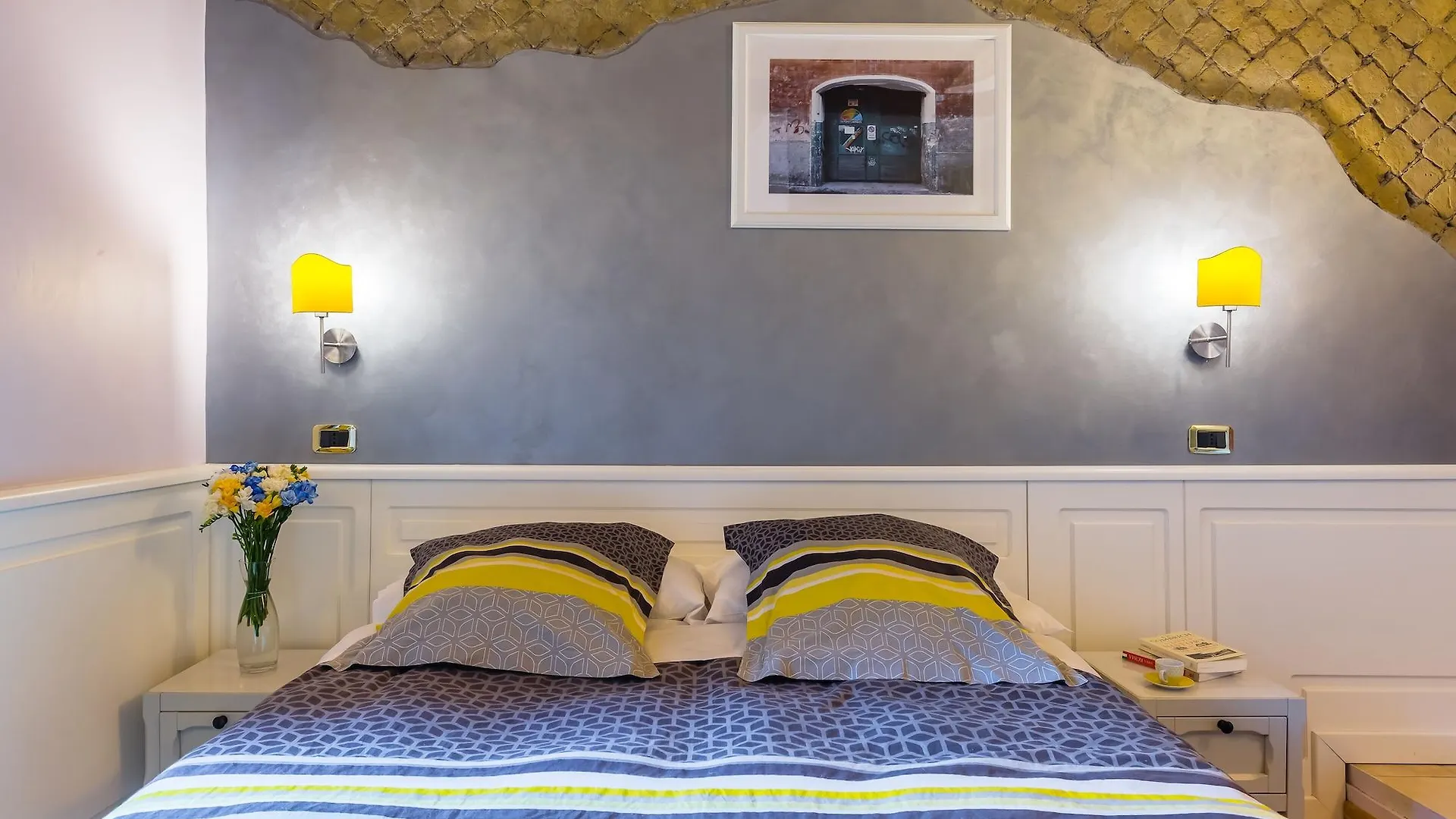Domus Avi - Guest House Рим 3*,