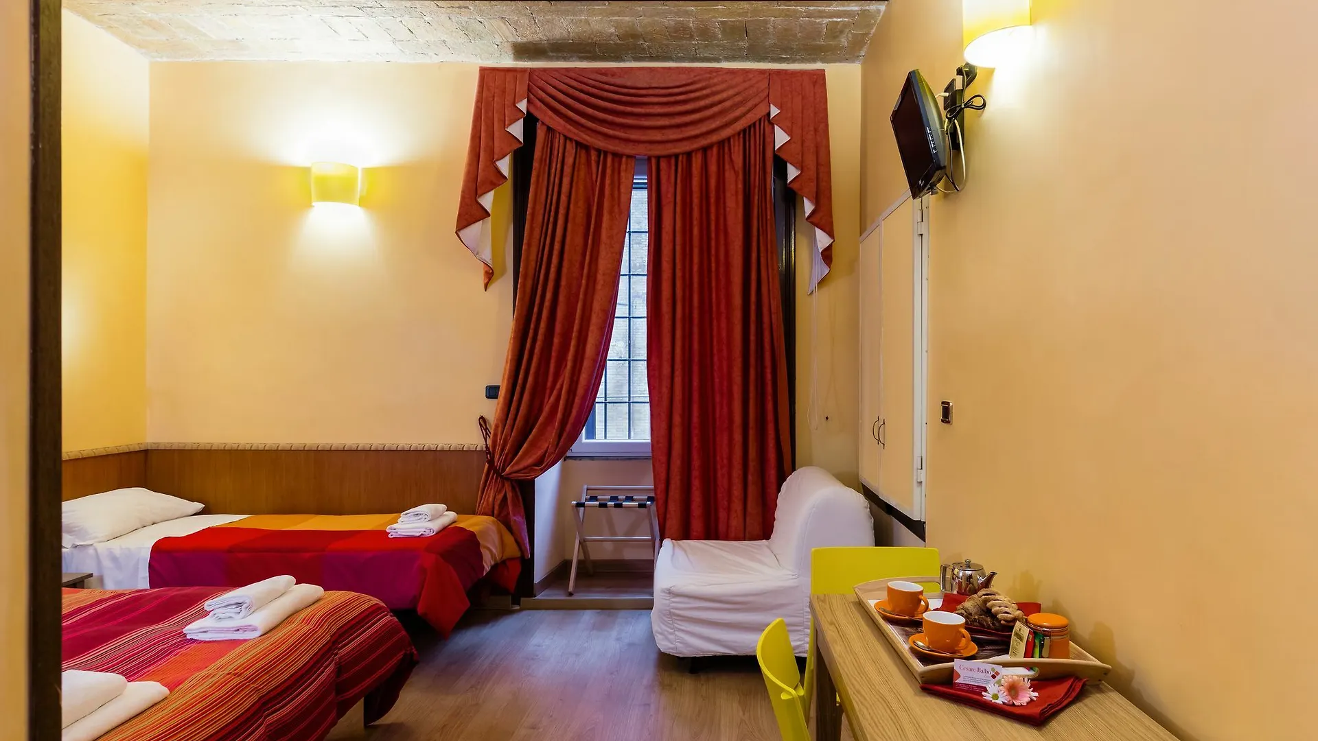 Domus Avi - Guest House Рим
