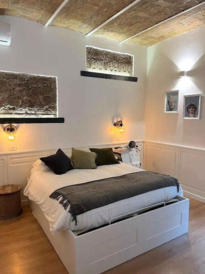 Domus Avi - Guest House Rome 3*,  Italy