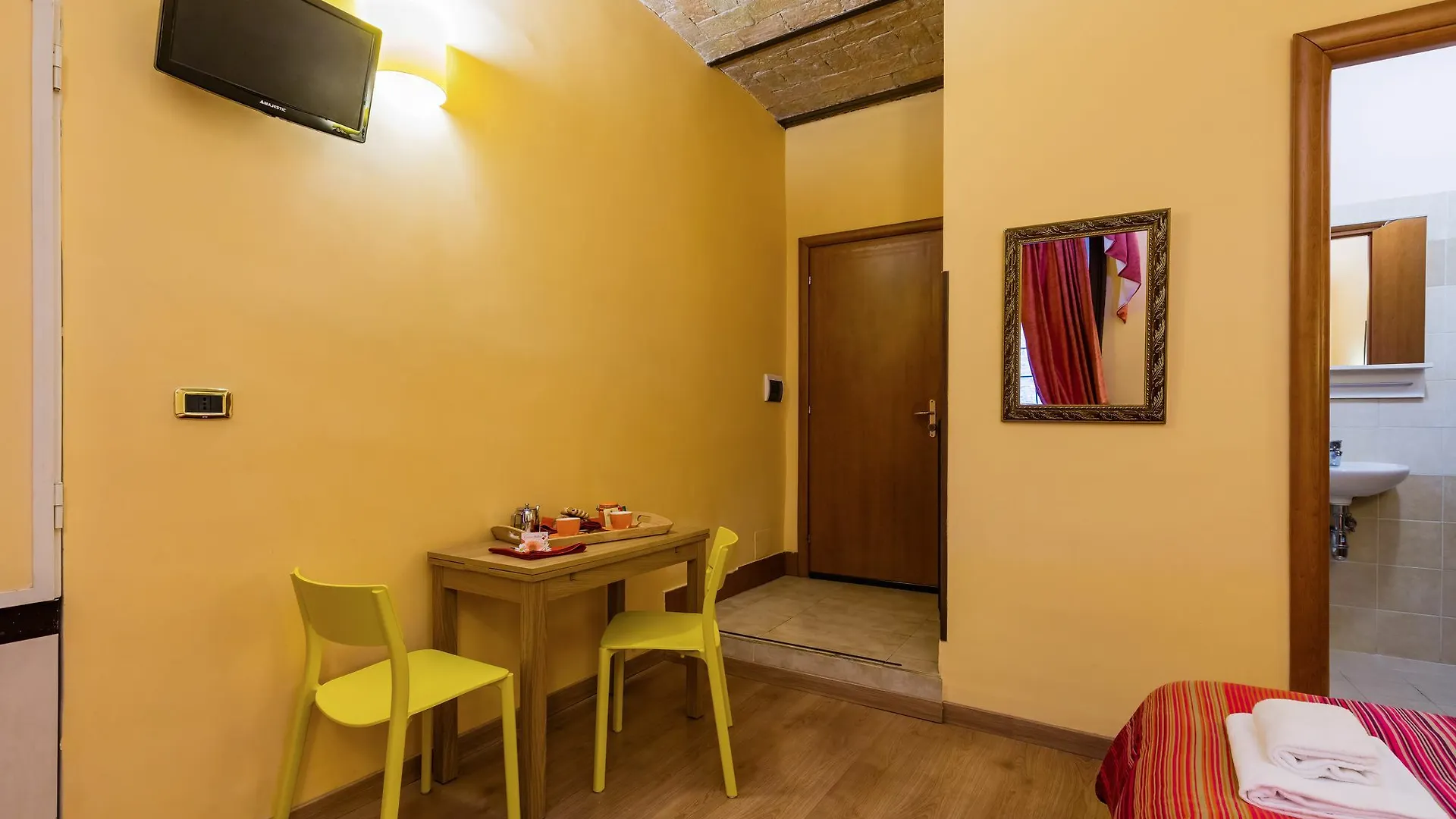 Domus Avi - Guest House Rome